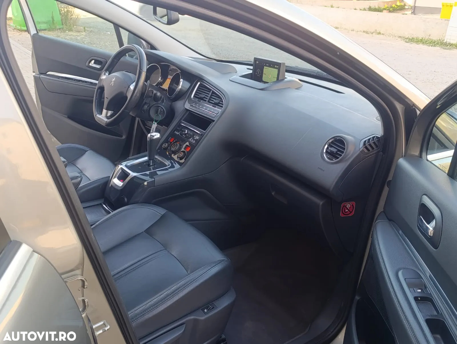 Peugeot 5008 - 6