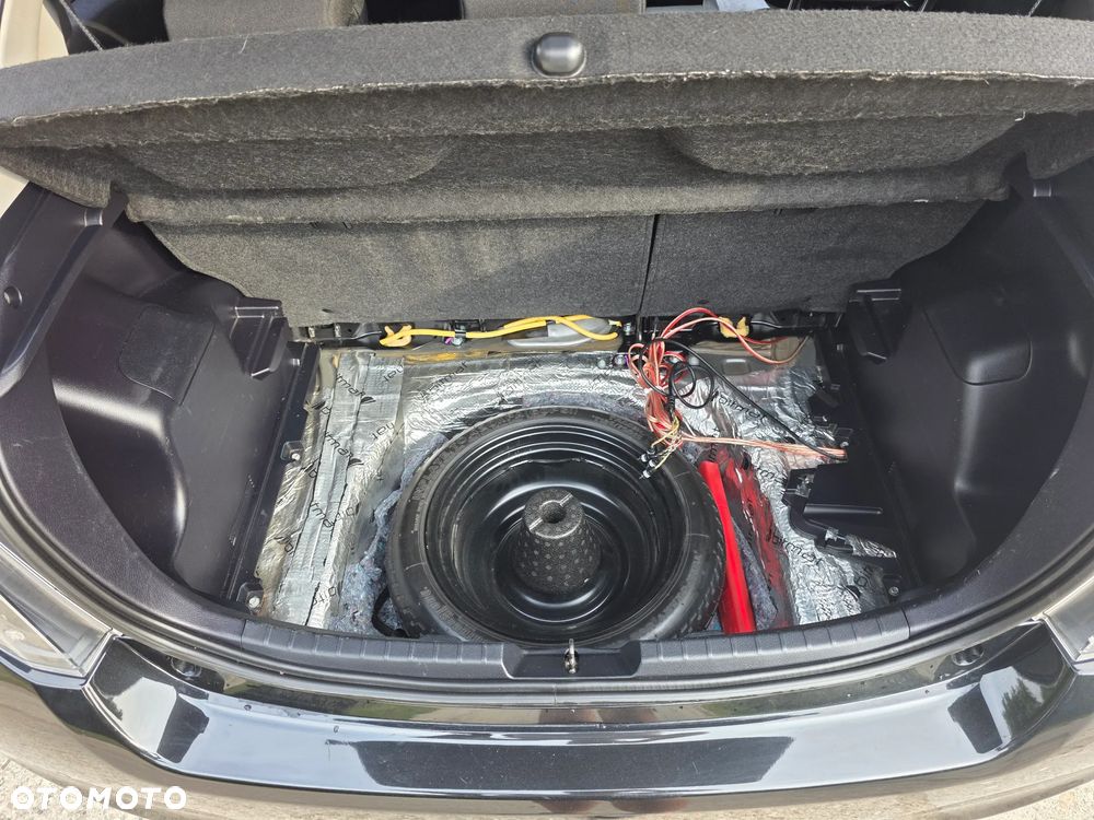 Toyota Yaris 1.4 D-4D - 28