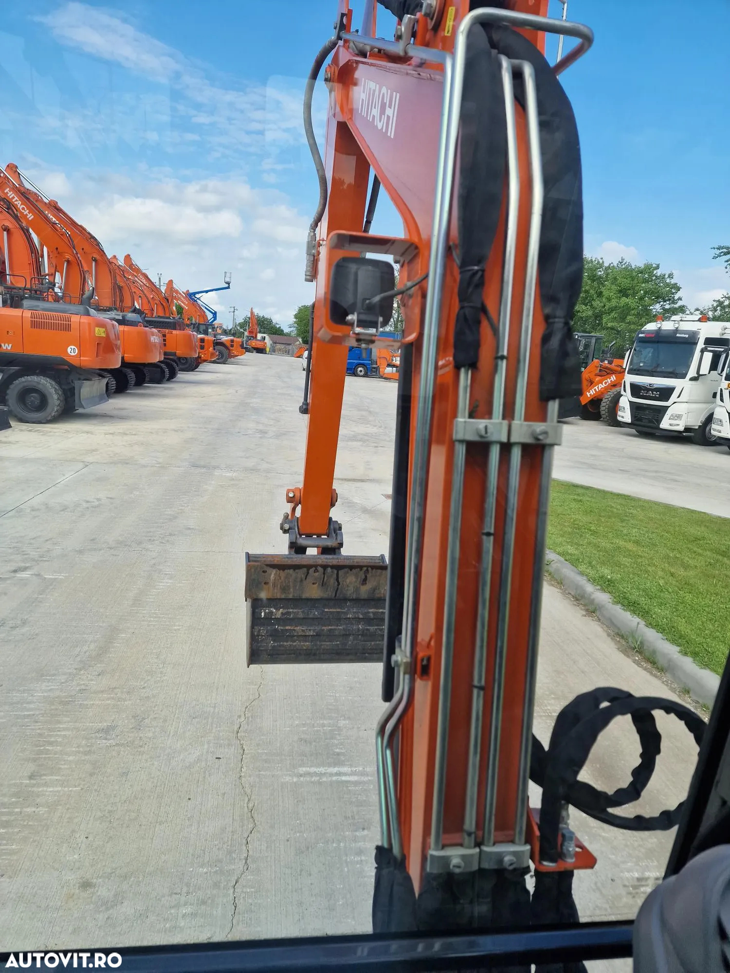 Hitachi ZX38, 2021, 1.376h, CUPLA RAPIDA+3 CUPE, 3,9tone, Ad sapare 4m, Inst picon, Aer conditionat, Senile 80% ok, produs in JAPONIA, posibilitate leasing 4 ani-PROMOTIE 36.900 EUR+Tva - 10