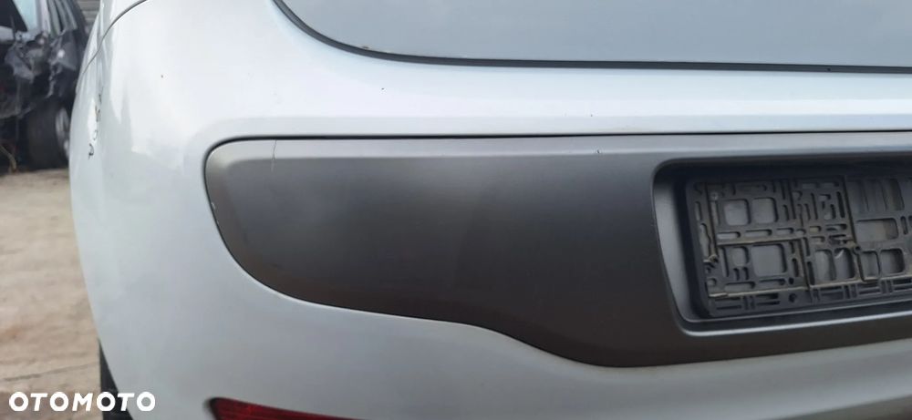 Fiat Grande Punto Evo Zderzak Tył Tylny Kod Lakieru 760A - 10