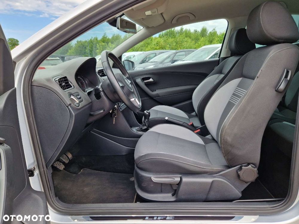 Volkswagen Polo - 5