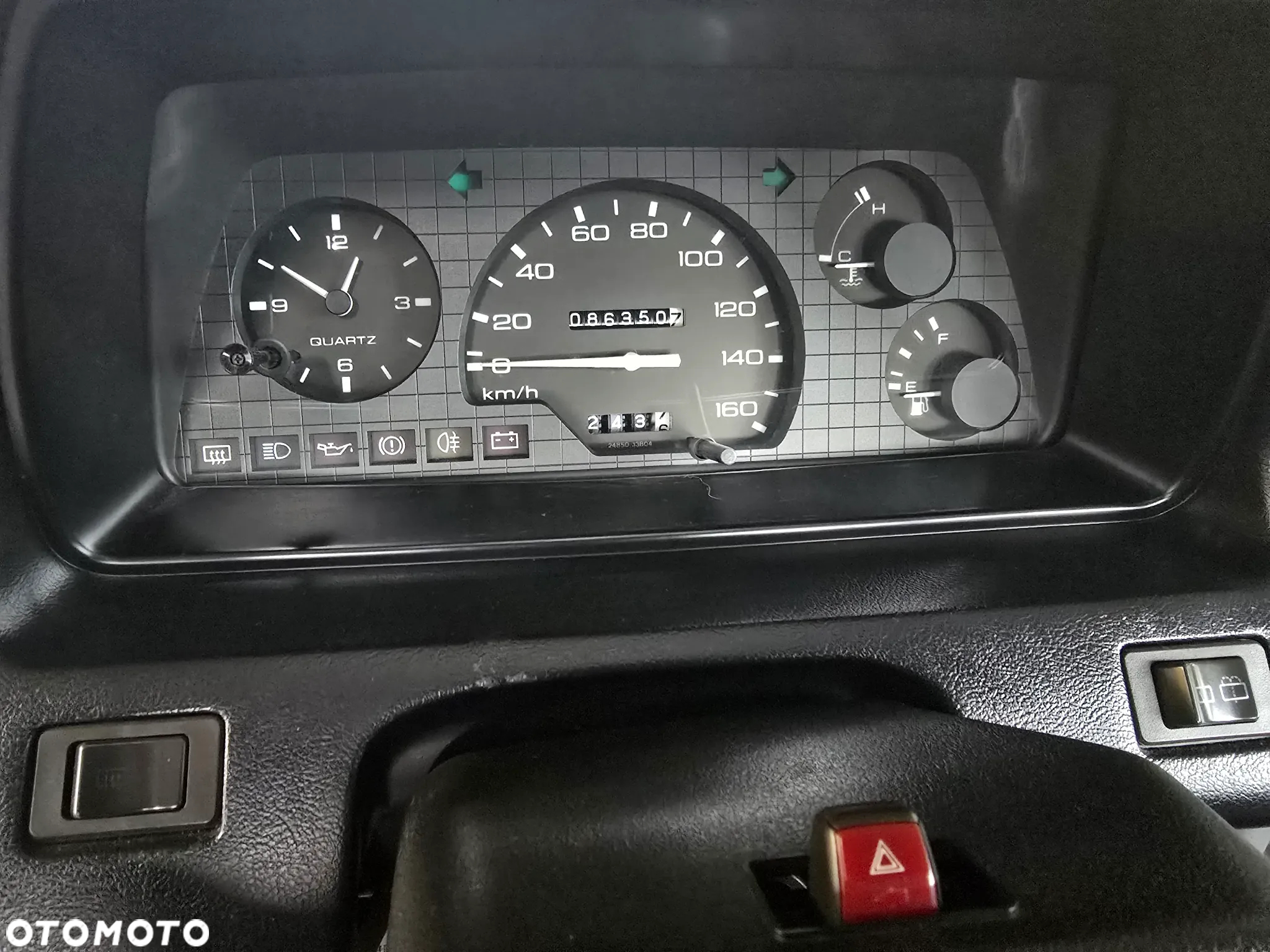 Nissan Micra 1.0 GL - 8