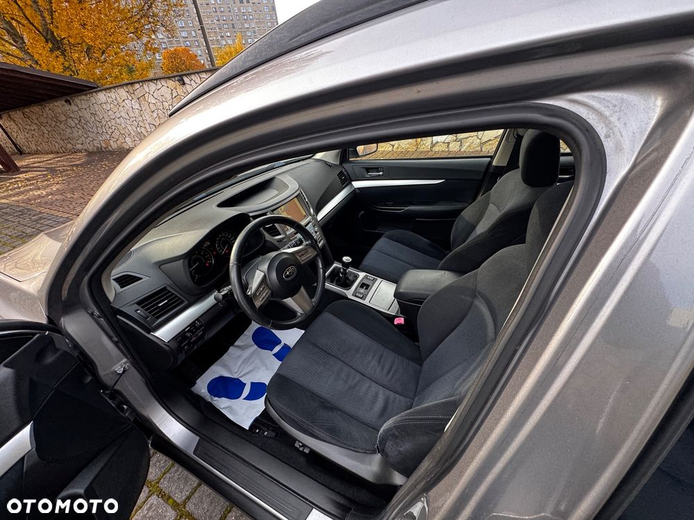 Subaru Outback 2.5i Comfort Navi - 22