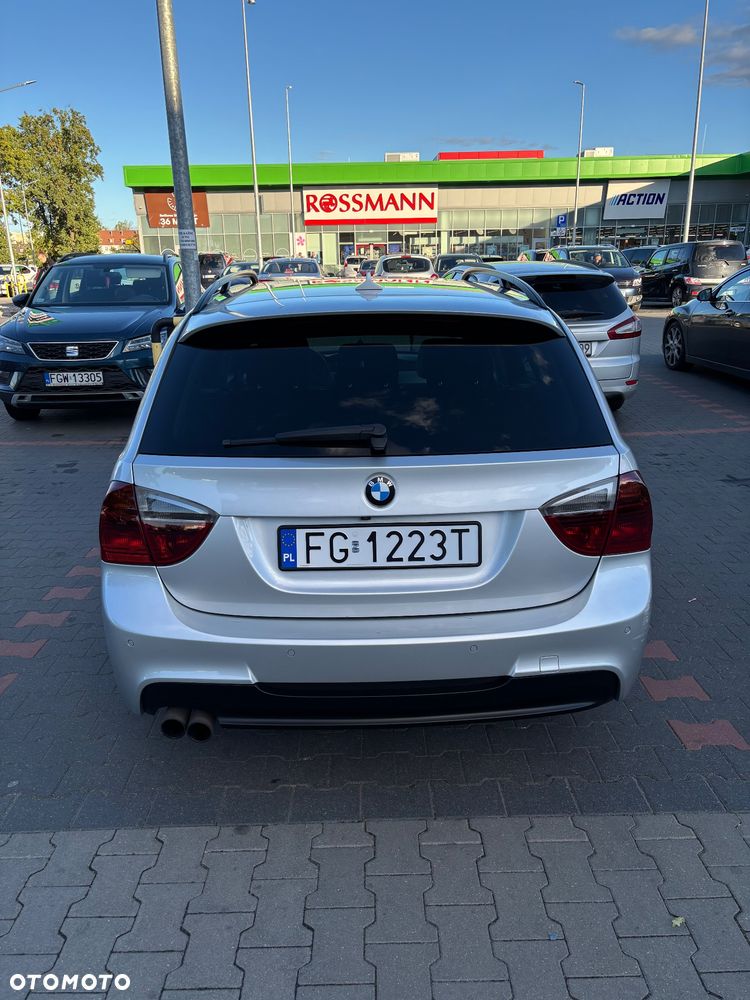 BMW Seria 3 325xi - 21