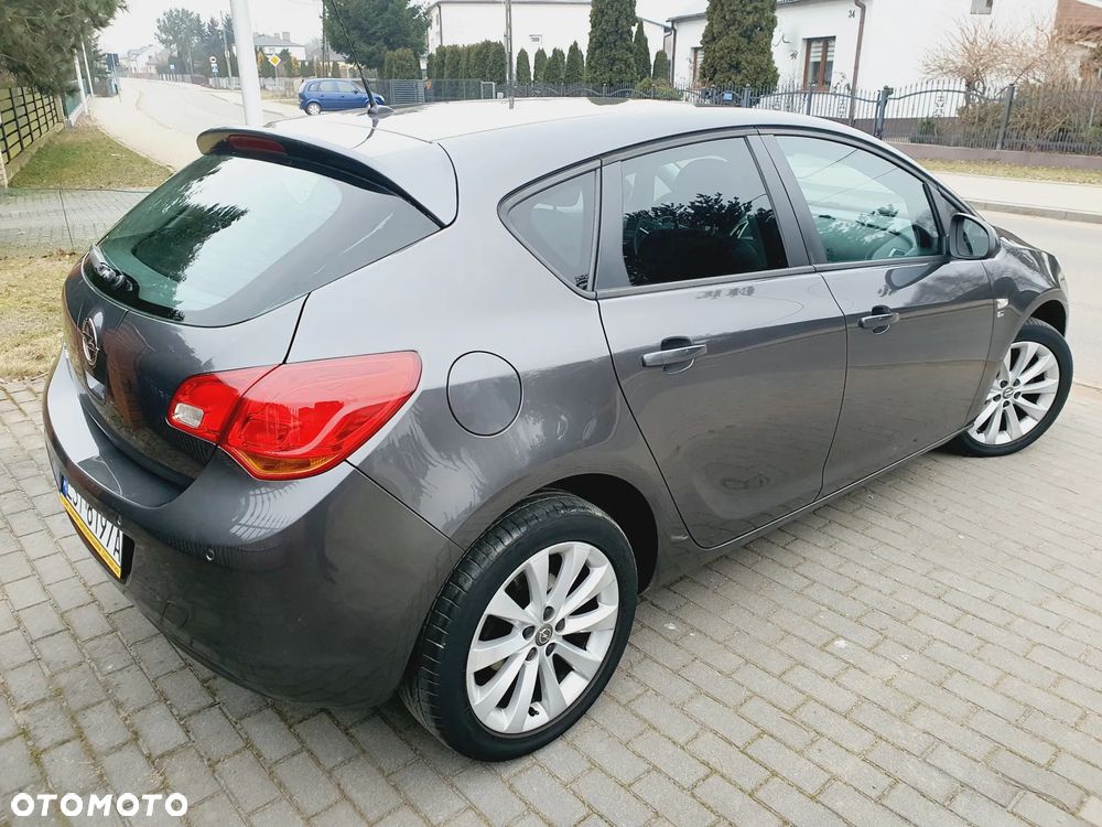 Opel Astra 1.4 Turbo - 14