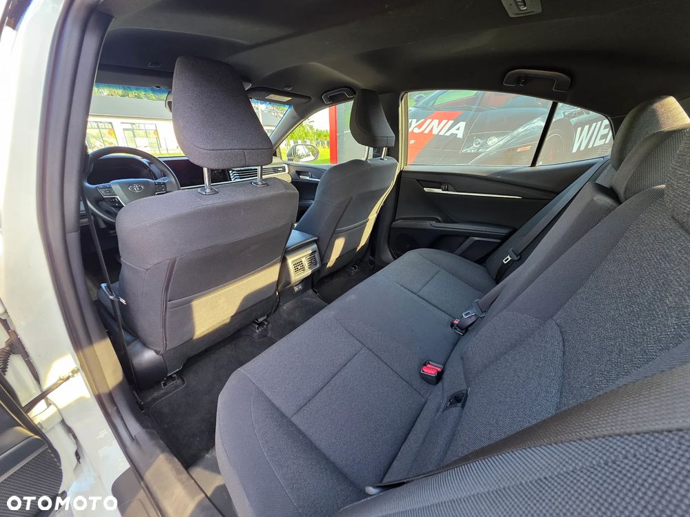 Toyota Camry 2.5 Hybrid Dynamic Force Comfort e-CVT - 22