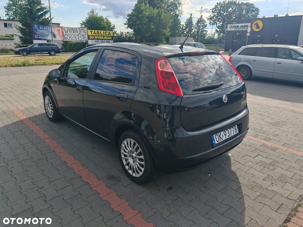 Fiat Grande Punto 1.4 8V Dynamic - 2