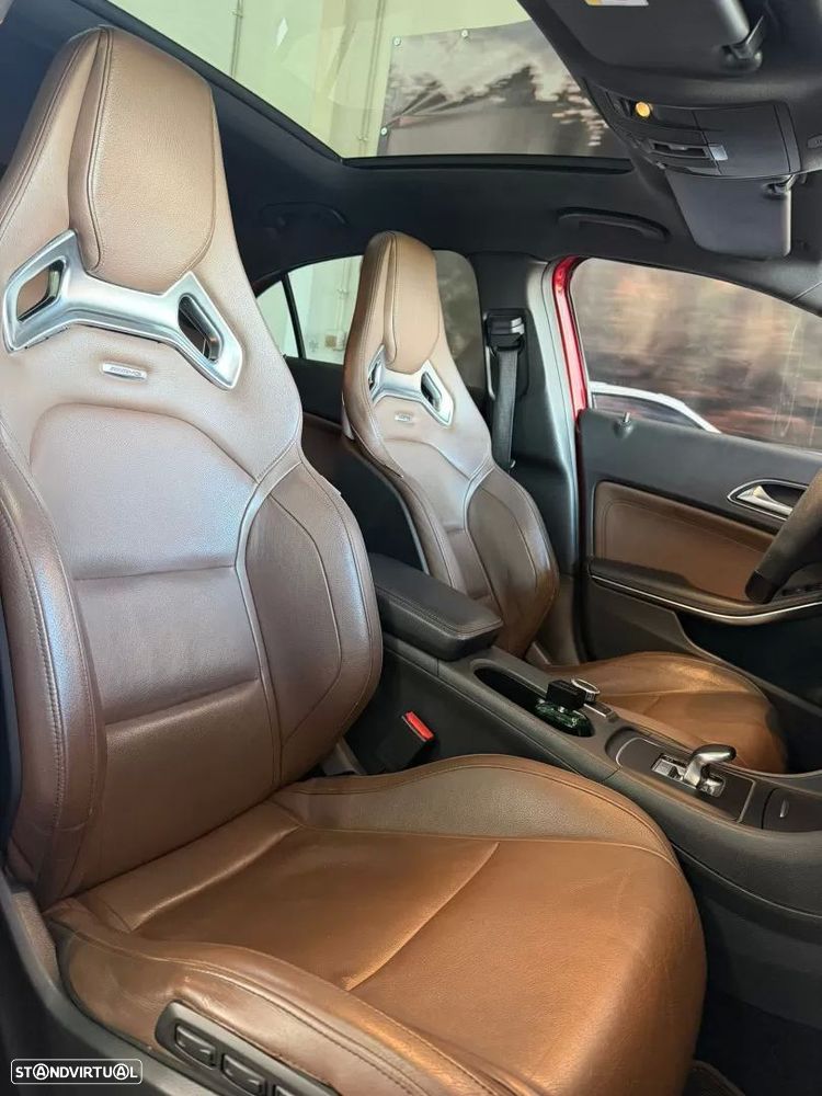 Mercedes-Benz A 45 AMG 4Matic Speedshift 7G-DCT - 7