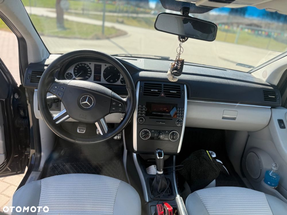 Mercedes-Benz Klasa B - 16