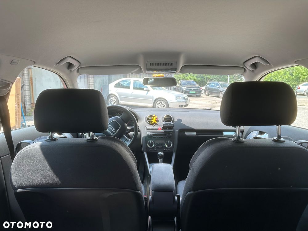 Audi A3 2.0 TDI DPF S line Sportpaket - 19