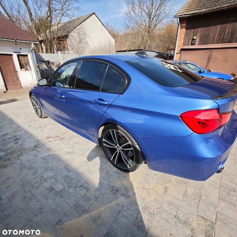 BMW Seria 3 335i Sport Line - 4