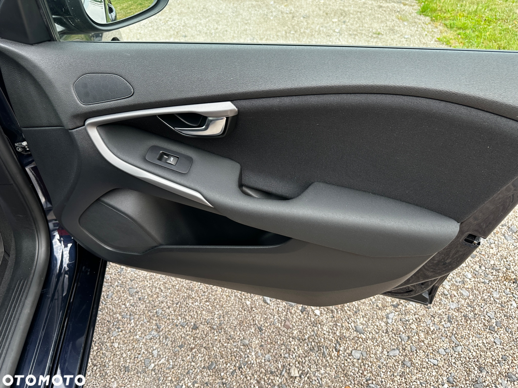 Volvo V40 D2 Drive-E Kinetic - 25