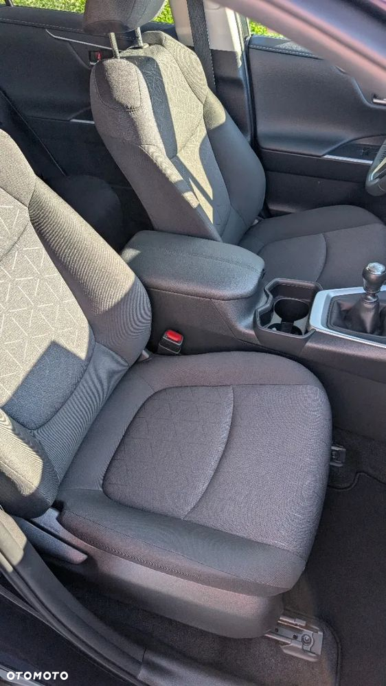 Toyota RAV4 2.0 Comfort 4x4 - 30