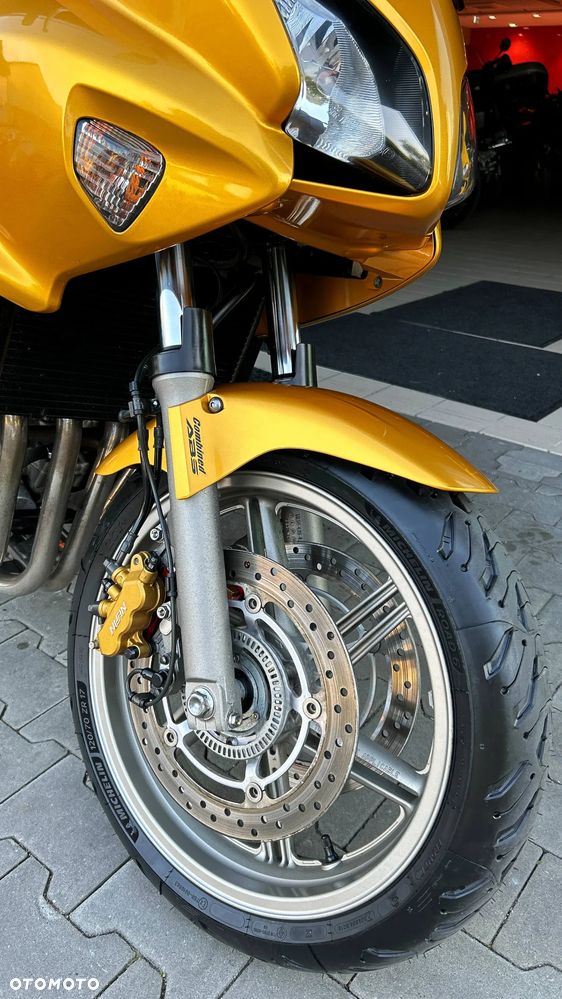 Honda CBF - 11