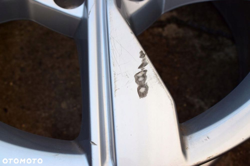 AUDI 17 A4 B9 8W0 Nowy Model Oryginał - 3