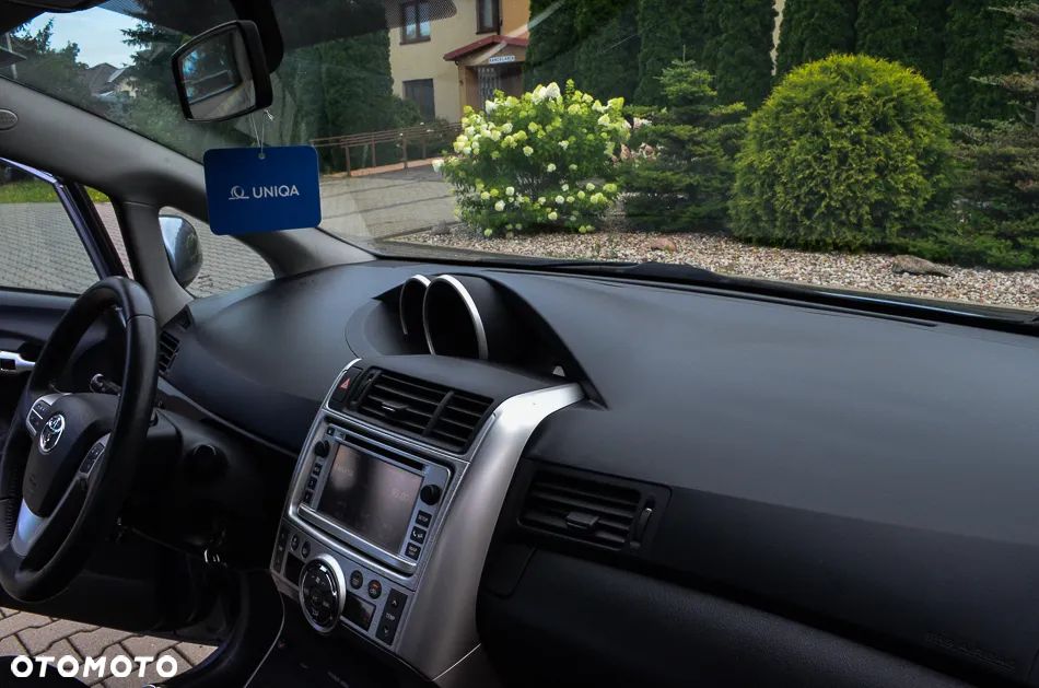 Toyota Verso 1.6 Premium 7os - 36