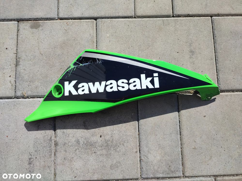 Pług prawy, owiewka prawa Kawasaki Ninja 650 - 1