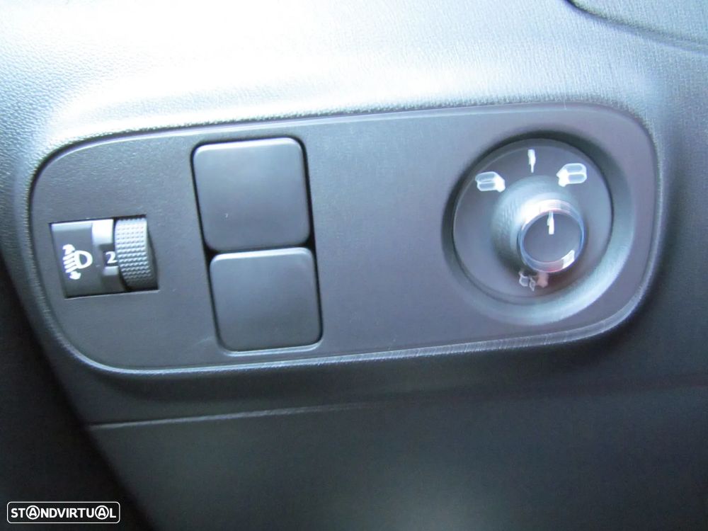 Citroën C3 Pure Tech S&S Shine Pack - 26
