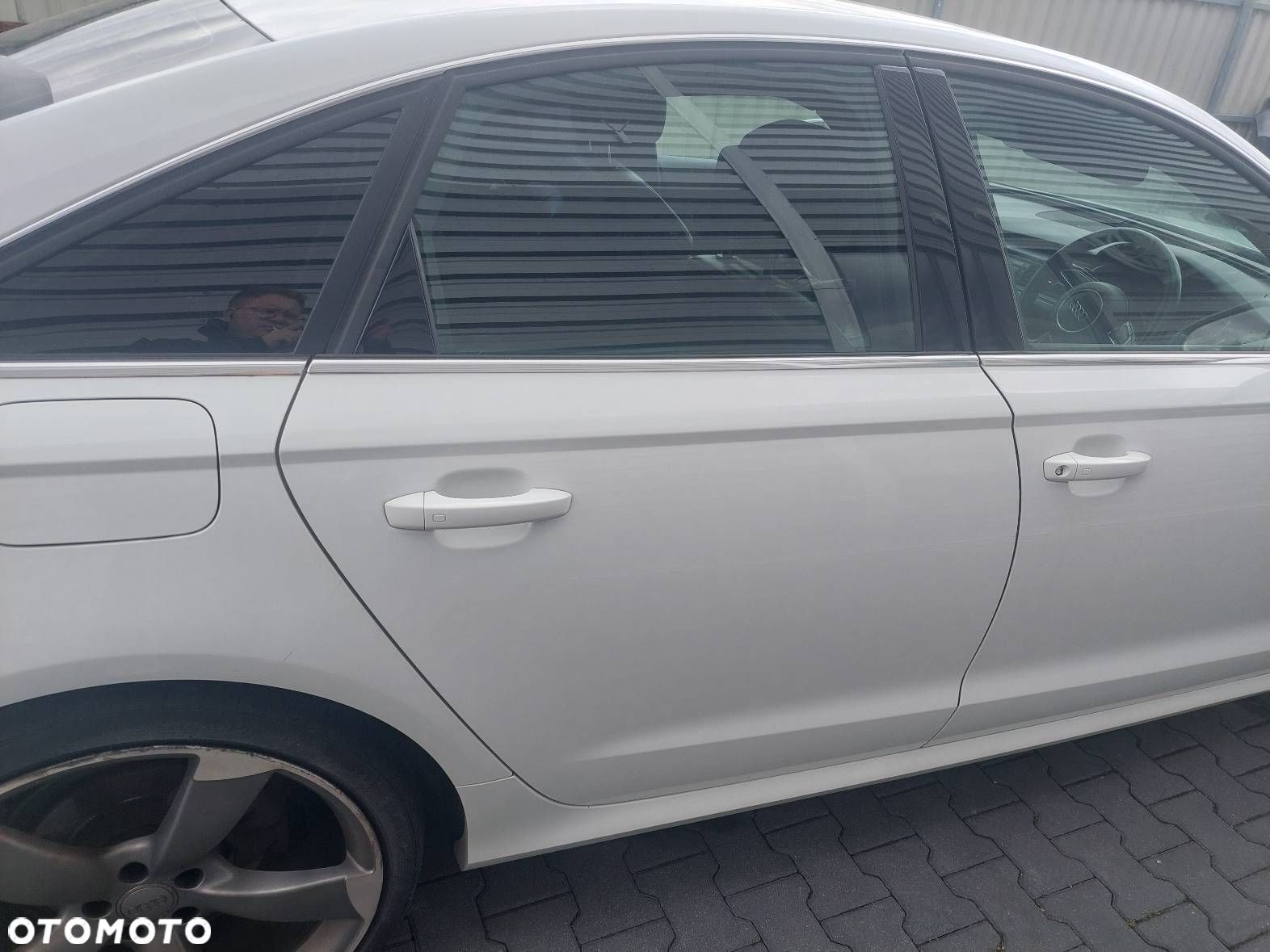 DRZWI KOMPLETNE PRAWY TYŁ AUDI A6 C7 LY9C - 1