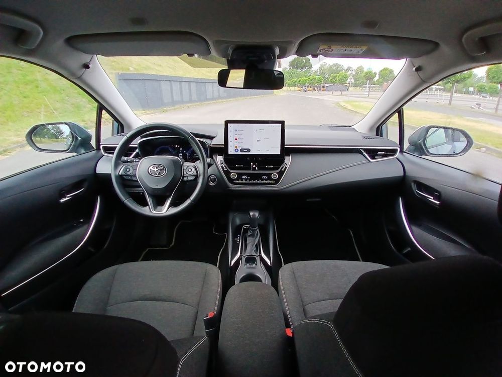 Toyota Corolla 1.8 Hybrid Comfort - 22