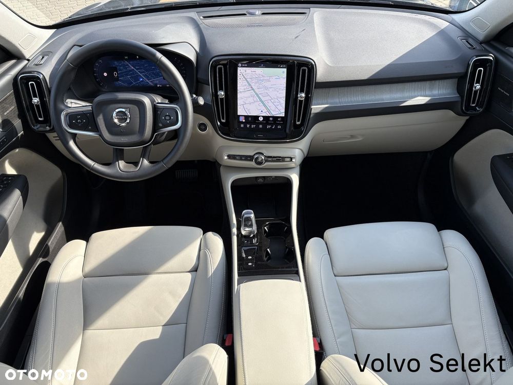 Volvo XC 40 - 22