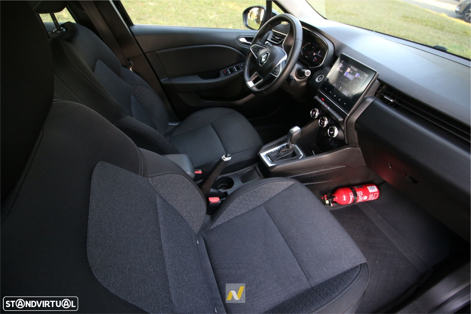Renault Clio 1.6 E-Tech Intens - 9