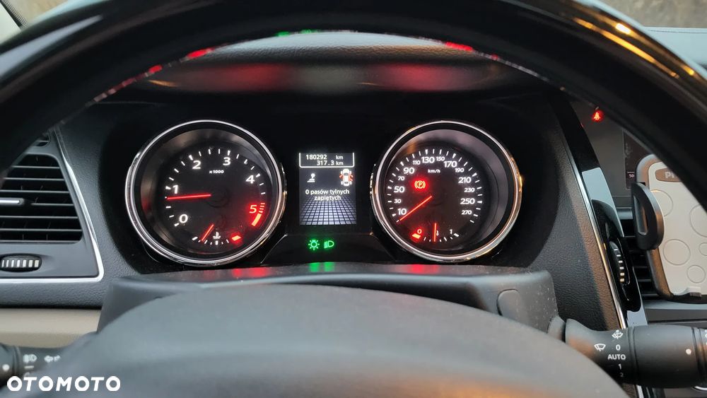 Renault Latitude - 11