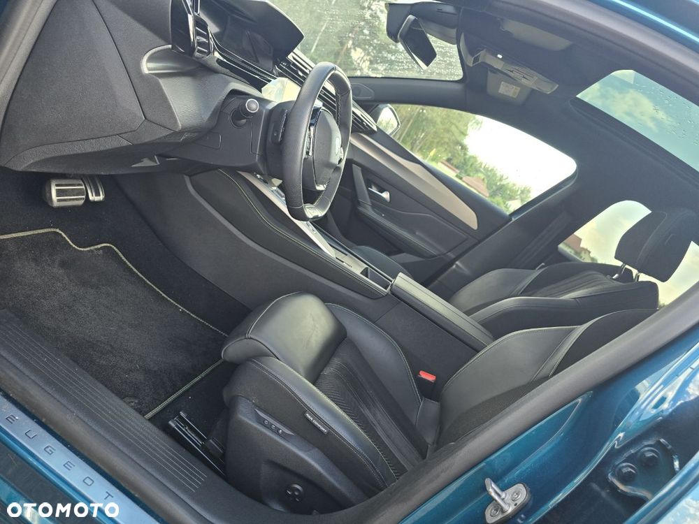 Peugeot 408 1.2 PureTech GT S&S EAT8 - 11
