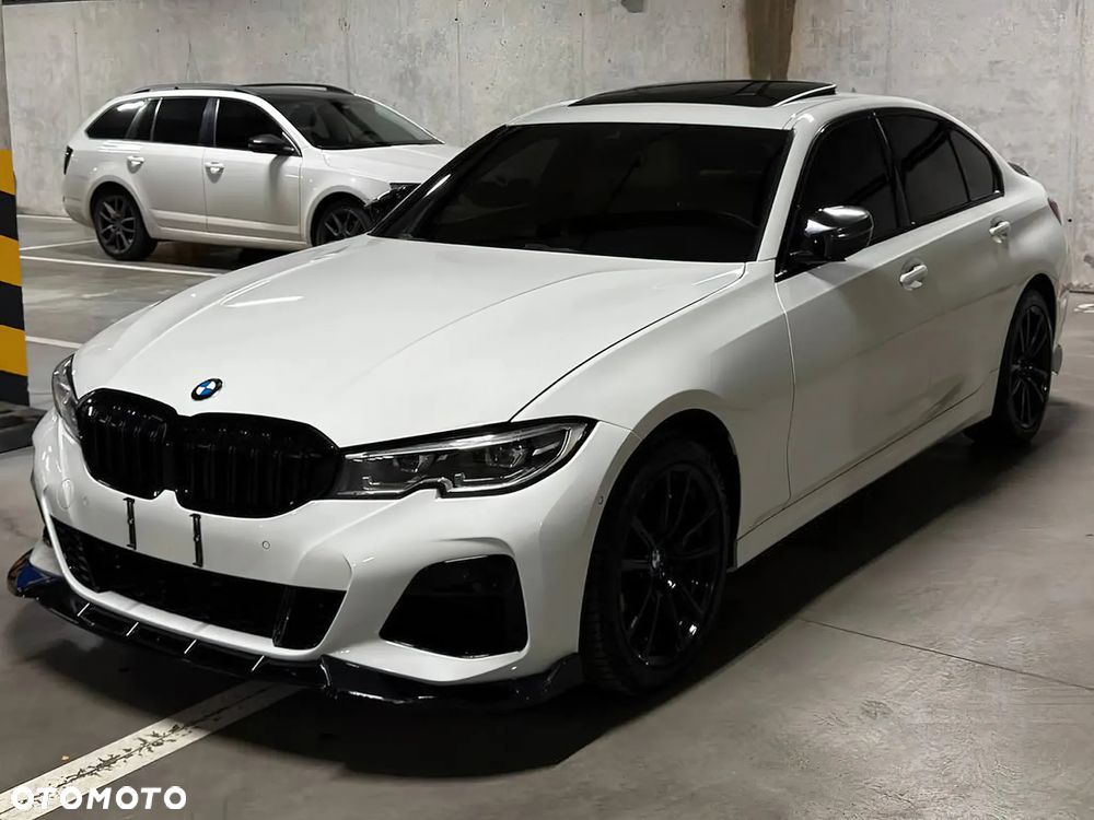 BMW Seria 3 330i xDrive - 1