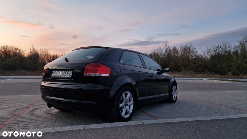 Audi A3 3-drzwiowe 1.6 Ambition - 7