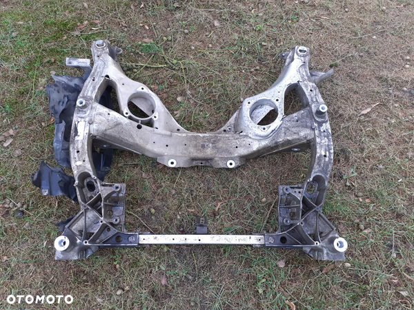 BMW 5 F10 F11 Wózek Przedni Sanki 3.0D
