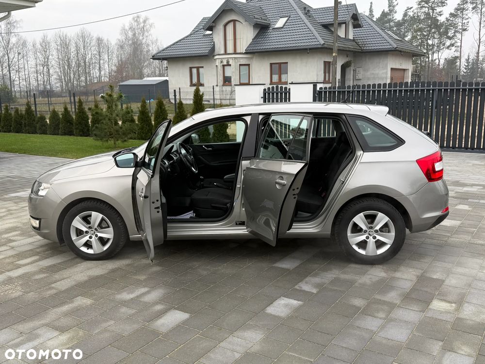 Skoda RAPID Spb 1.2 TSI Style - 12