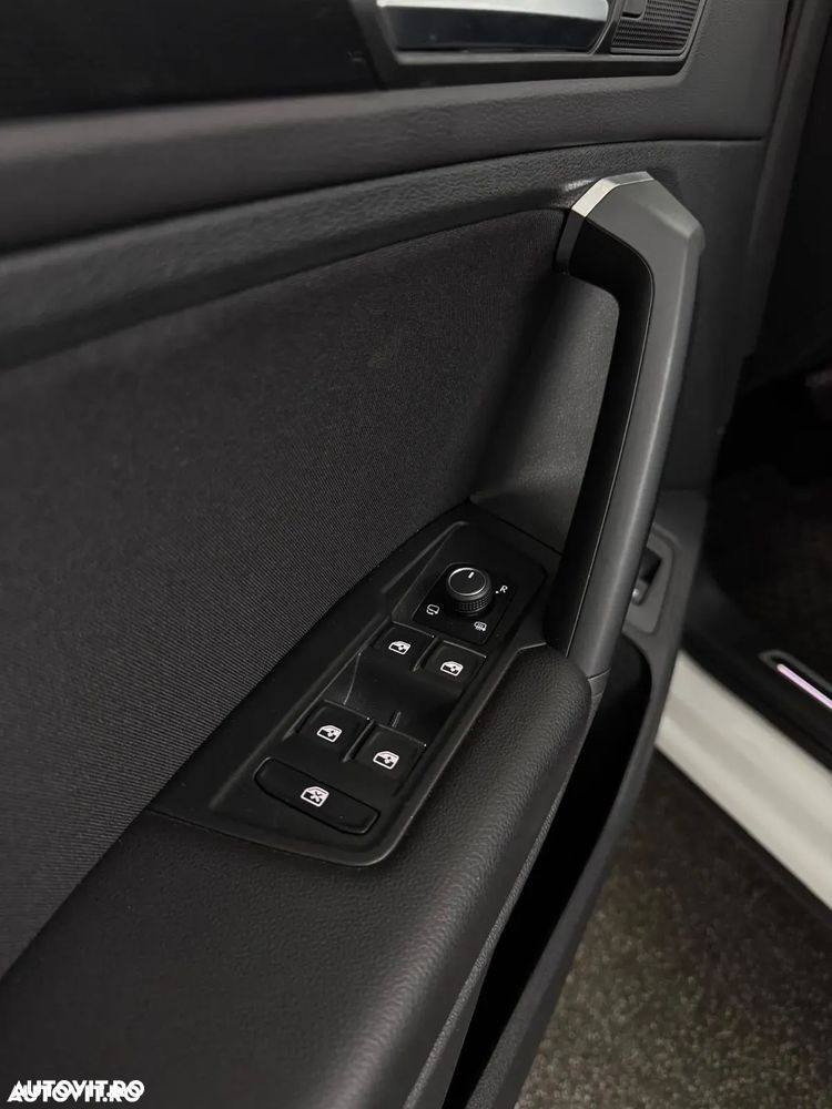 Volkswagen Tiguan - 27