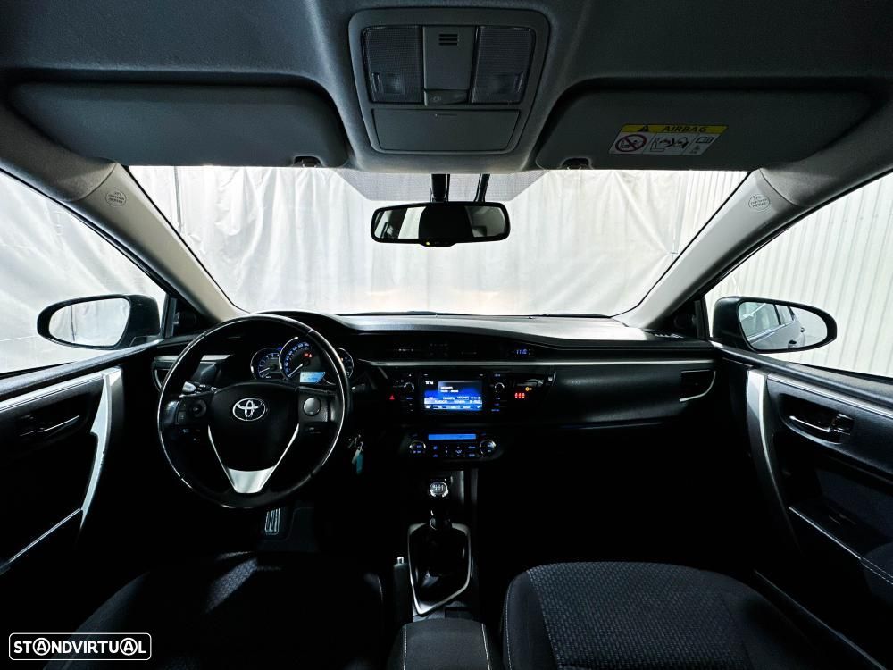 Toyota Corolla - 11