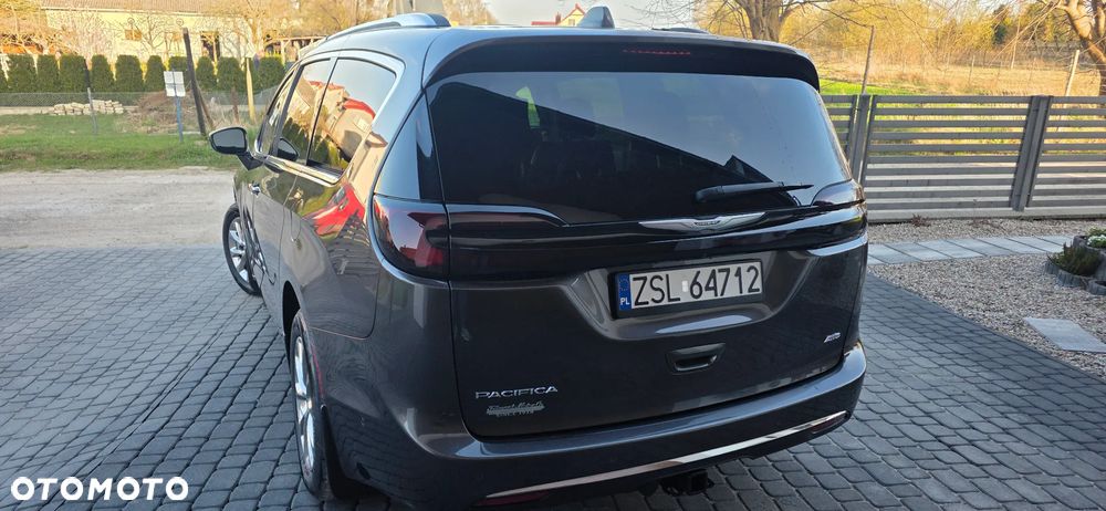 Chrysler Pacifica - 9