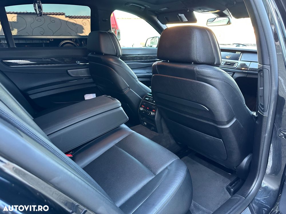 BMW Seria 7 750d xDrive - 10