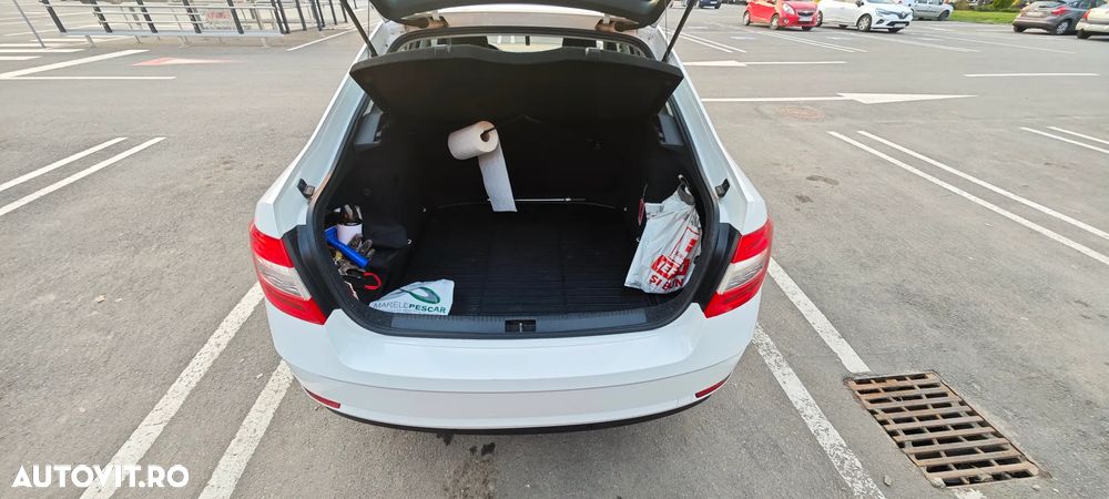 Skoda Octavia 1.6 TDI Active - 6