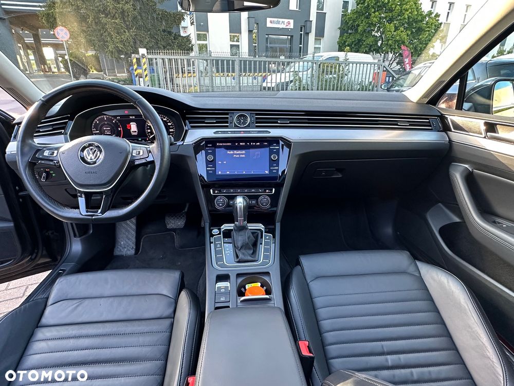 Volkswagen Passat Variant 1.6 TDI SCR DSG Business - 11