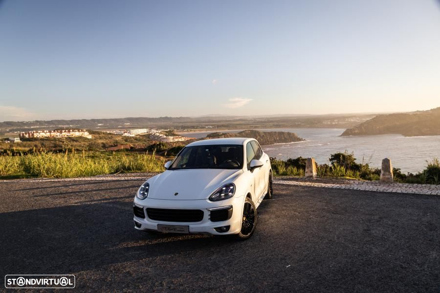 Porsche Cayenne S E-Hybrid - 15