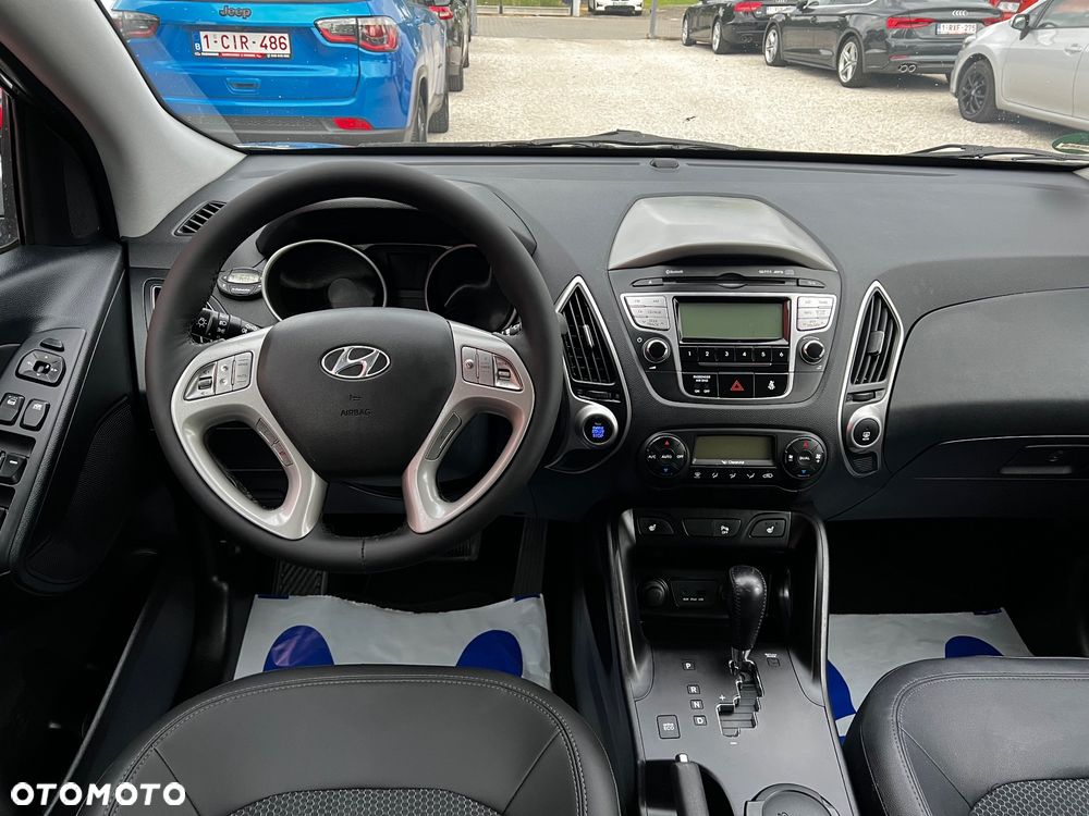 Hyundai ix35 2.0 CRDi 4WD Automatik Premium - 18