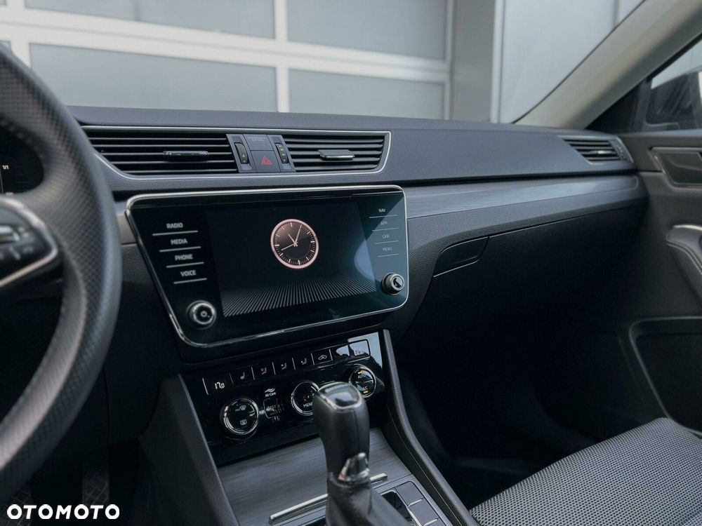 Skoda Superb 1.4 TSI Plug-In Hybrid Style DSG - 11