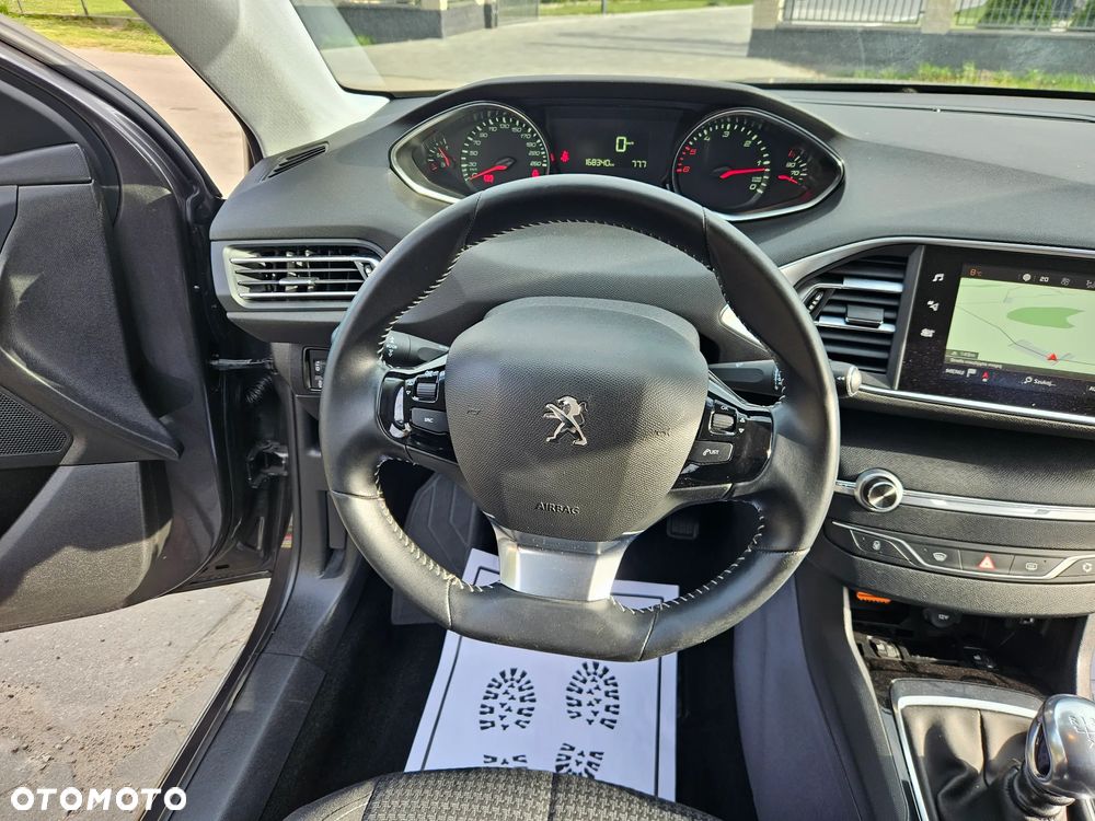 Peugeot 308 - 21