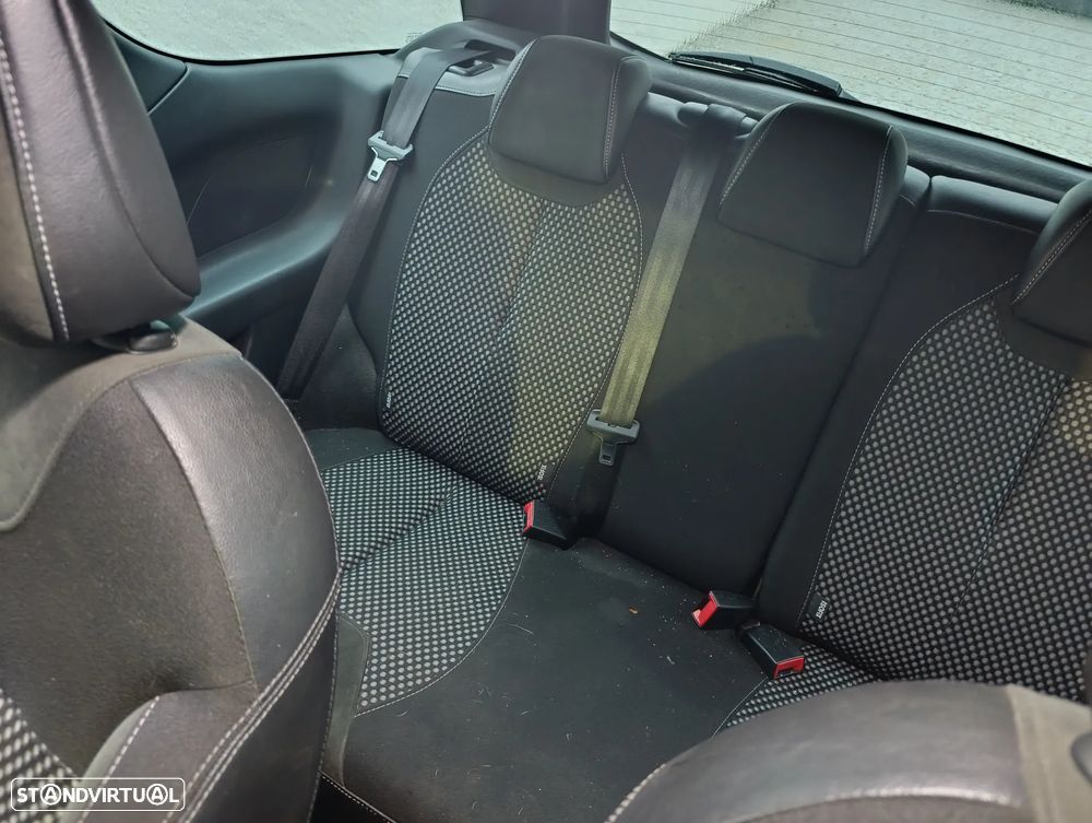 Citroën DS3 1.6 HDi Airdream Sport Chic - 8