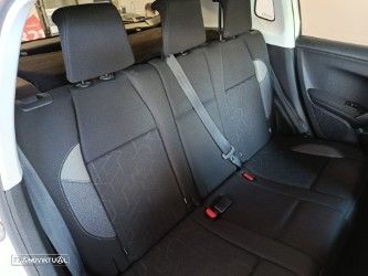 Peugeot 2008 1.2 PureTech Style - 28