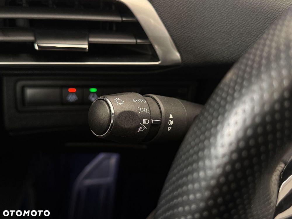 Peugeot 3008 - 20