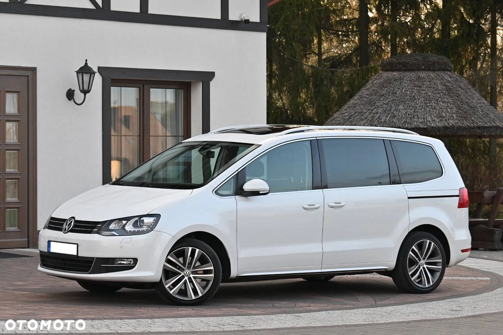 Volkswagen Sharan 2.0 TDI DSG Highline - 4