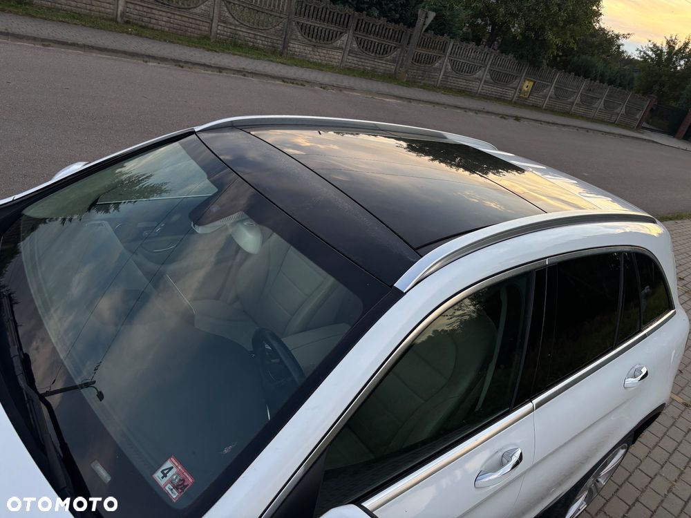 Mercedes-Benz GLC - 22