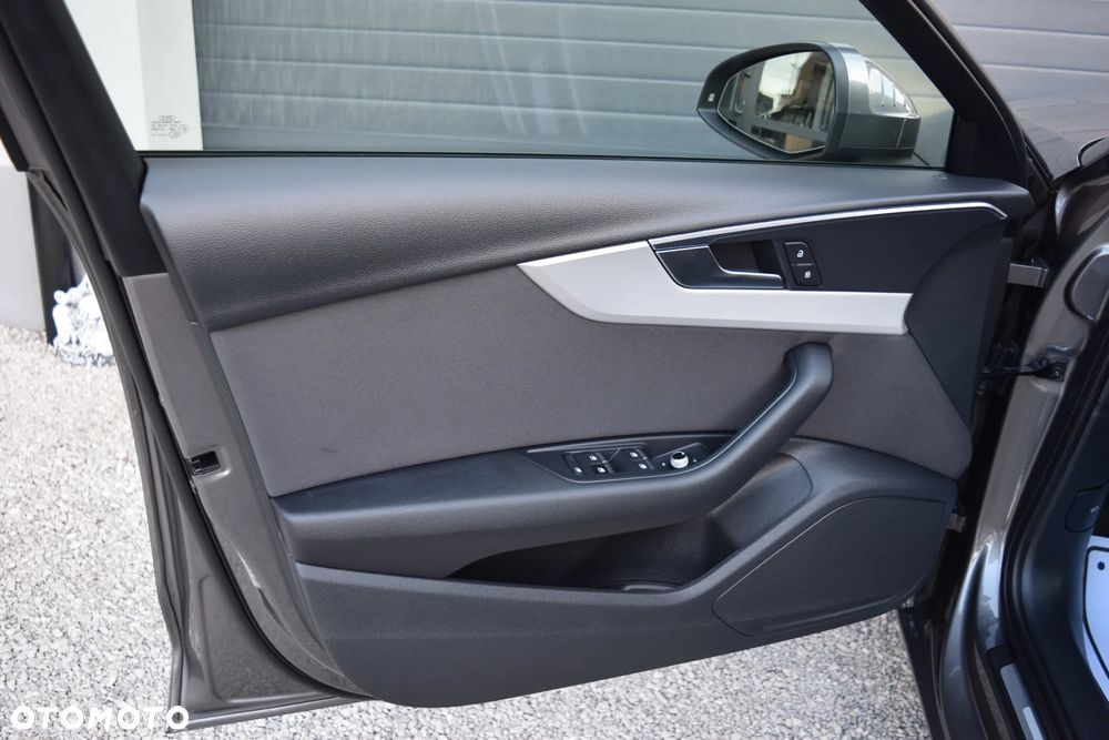 Audi A4 Avant 40 TDI quattro S tronic advanced - 18