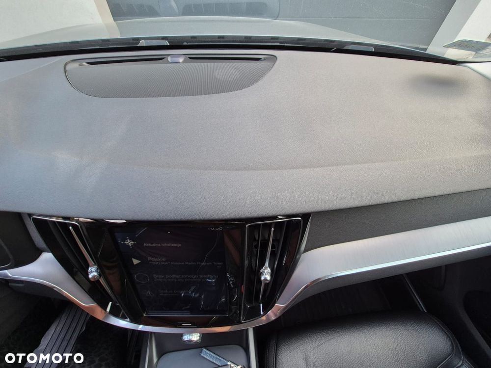 Volvo V60 Cross Country D4 AWD - 12