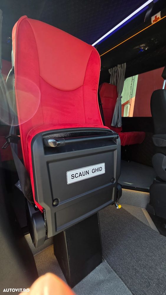 Mercedes-Benz SPRINTER - 13